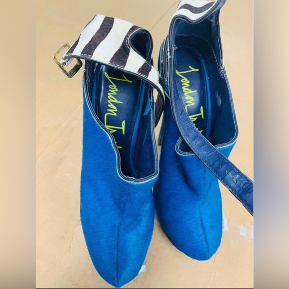 London Trash Wynne Wicked Teal Blue Zebra 6.75" High Heel Platform Shoes - US 9 - Picture 3 of 7
